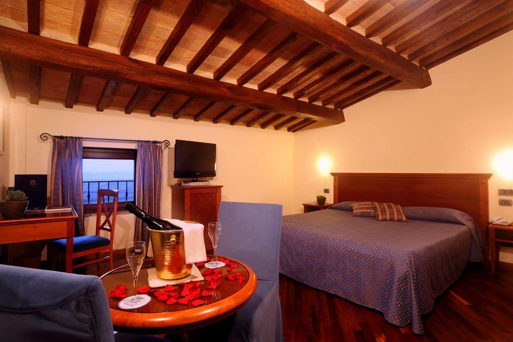 Relais La Corte Di Беттона Экстерьер фото
